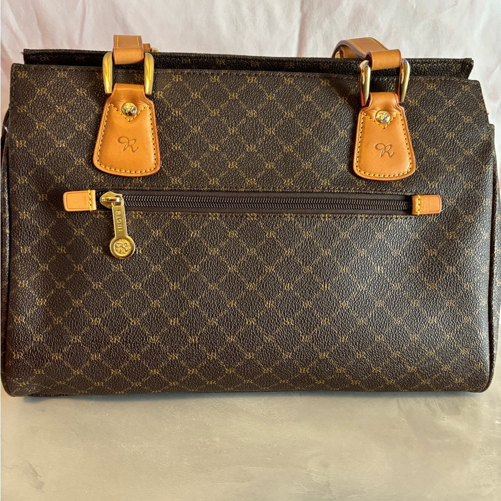 Rioni Moda Italia Handbag  NWOT.